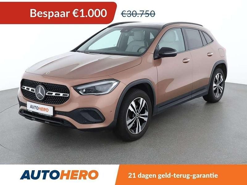 Bruin Gebruikt 2022 Mercedes GLA250 Progressive SUV | € 29.949 - Afbeelding 1/3