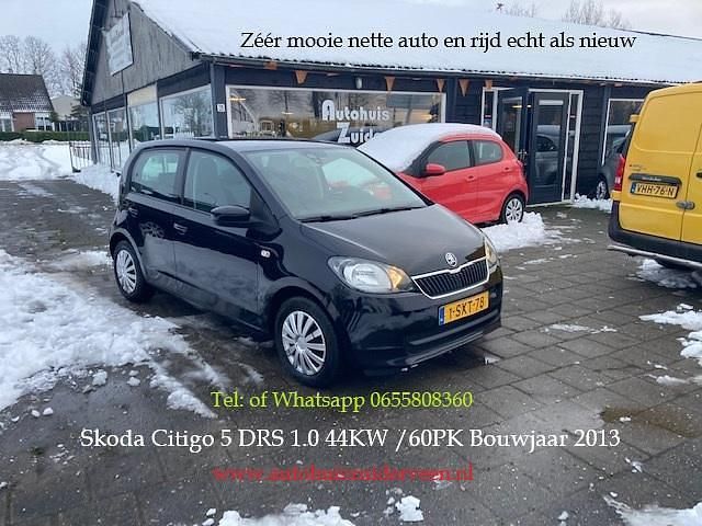 Zwart (metallic) Occasion 2013 Skoda Citigo Hatchback | € 2.799 - Afbeelding 1/2