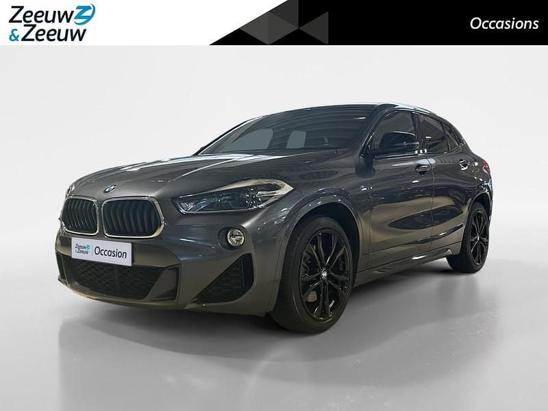 Mineralgrau metallic (b39) (grijs metallic) Gebruikt 2020 BMW X2 Executive SUV | € 28.945 (Eerlijke prijs) - Afbeelding 1/4