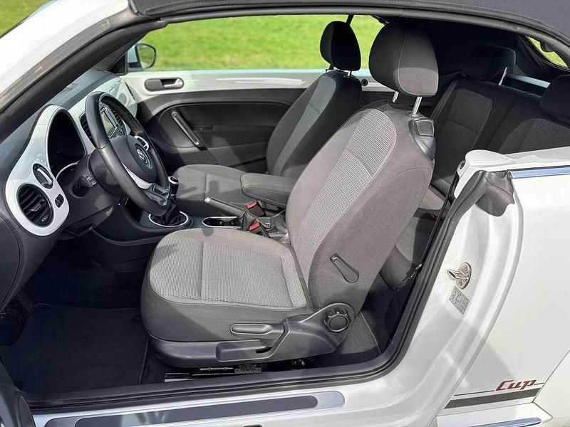 Occasion VW Beetle Cabriolet Cup 105 PK (77 kW) 2015 Wit Cabriolet