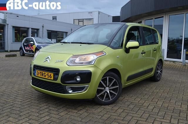 Groen (metallic) Gebruikt 2009 Citroën C3 Picasso Exclusive MPV | € 1.945 (Eerlijke prijs) - Afbeelding 1/4