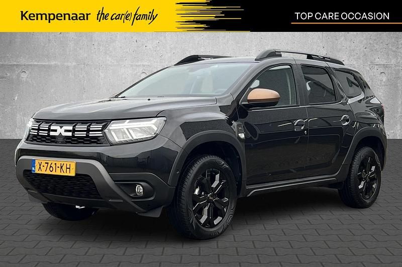 Zwart Gebruikt 2023 Dacia Duster Extreme SUV | € 24.950 (Eerlijke prijs) - Afbeelding 1/4