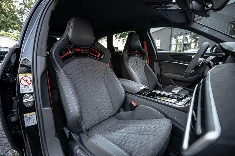 Occasion Audi RS6 Advanced 628 PK (461 kW) 2025 Grijs Stationwagen