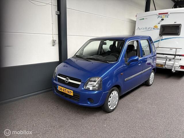 Blauw Gebruikt 2005 Opel Agila Hatchback | € 1.945 (Eerlijke prijs) - Afbeelding 1/4