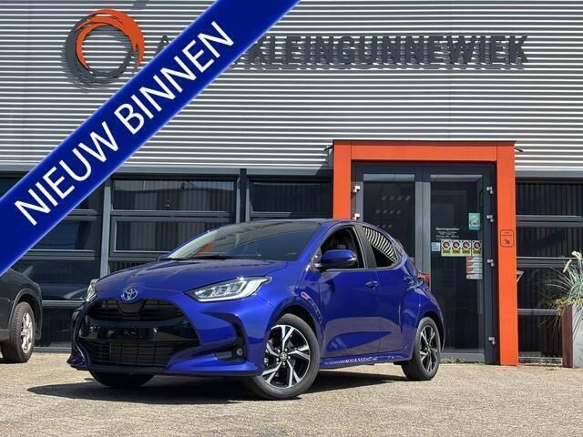 Blauw Nieuw 2025 Toyota Yaris Hatchback | € 27.450 (Eerlijke prijs) - Afbeelding 1/4
