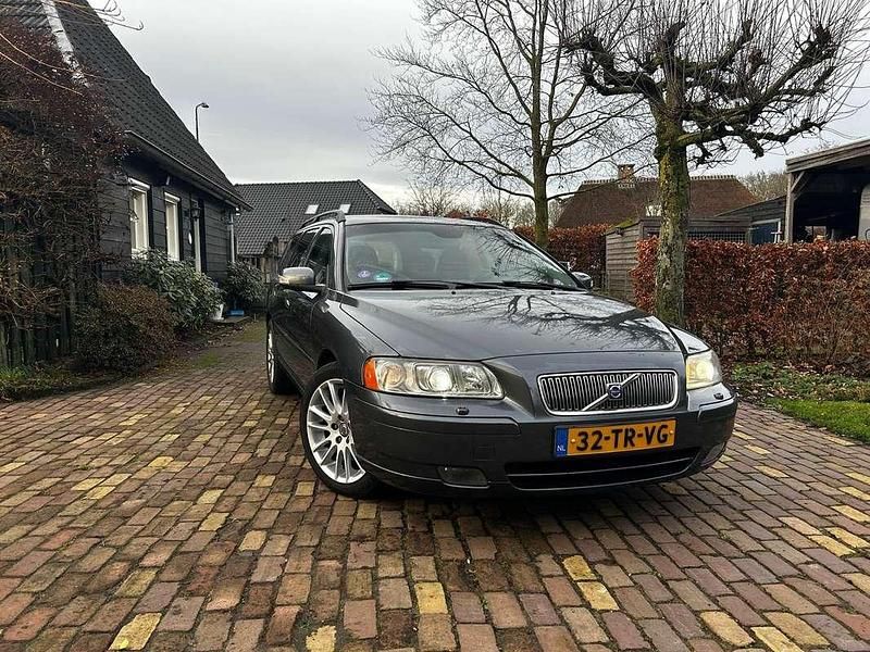 Occasion Volvo V70 209 PK (153 kW) 2007 Grijs Stationwagen