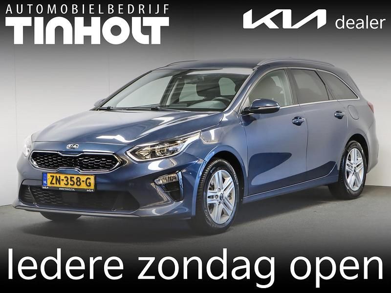 Occasion Kia Ceed 2019 Blauw Hatchback