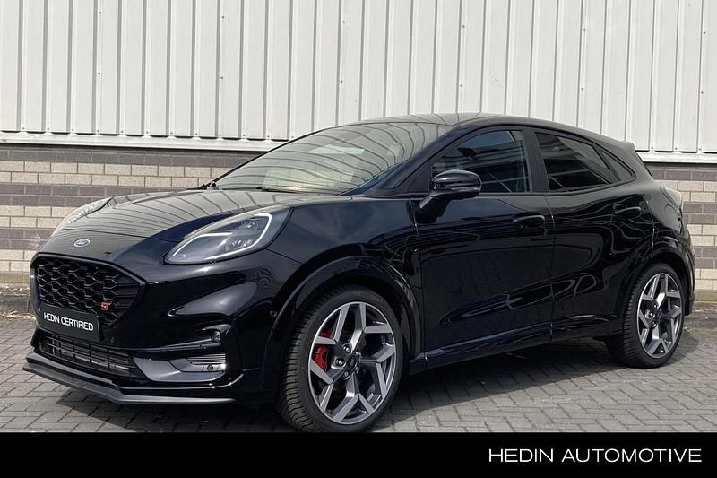 Zwart Gebruikt 2023 Ford Puma Performance Edition SUV | € 32.945 (Eerlijke prijs) - Afbeelding 1/4