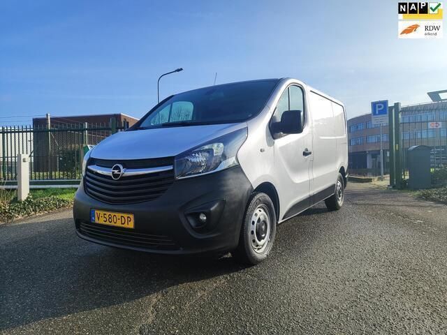 Zilver Gebruikt 2017 Opel Vivaro Edition Van | € 7.250 (Iets duurder) - Afbeelding 1/4