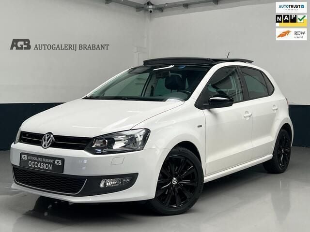 Wit Gebruikt 2014 VW Polo Highline Hatchback | € 9.999 (Eerlijke prijs) - Afbeelding 1/4
