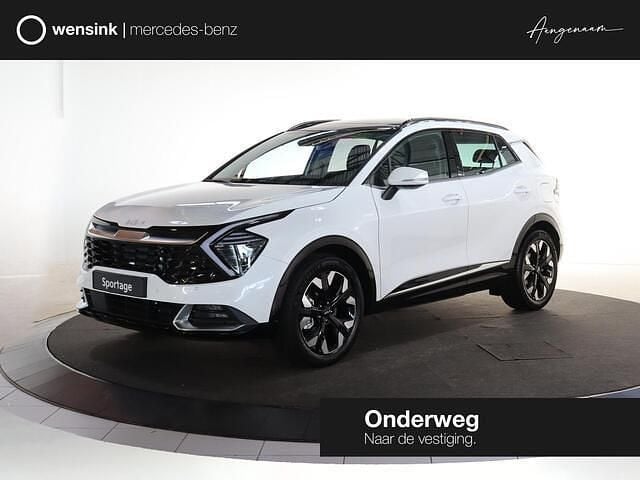 Wit Nieuw 2025 Kia Sportage SUV | € 48.215 - Afbeelding 1/4