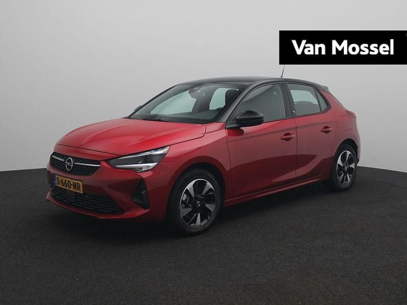 Rood Gebruikt 2023 Opel Corsa-e GS Line Hatchback | € 19.940 (Eerlijke prijs) - Afbeelding 1/4