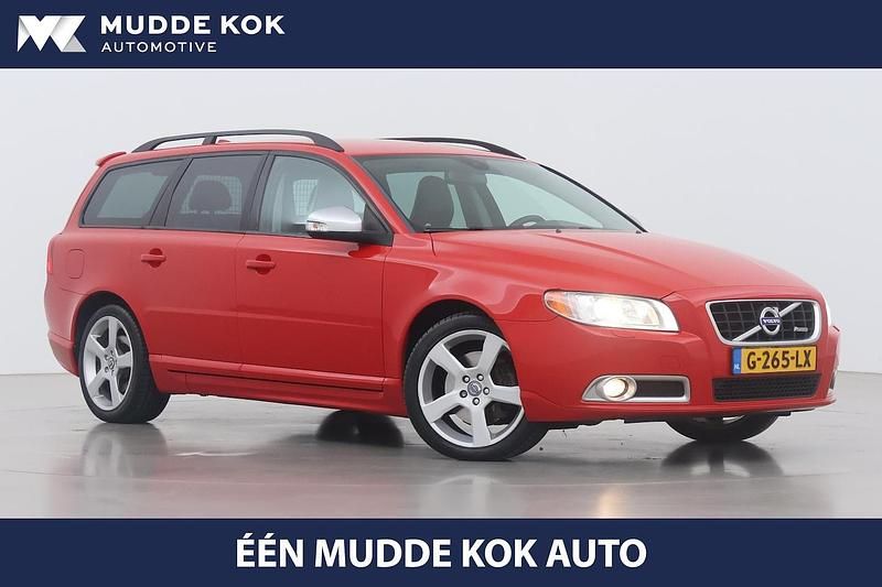 Rood Gebruikt 2011 Volvo V70 R-Design Stationwagen | € 13.400 (Eerlijke prijs) - Afbeelding 1/4