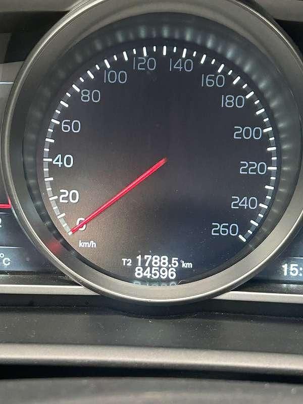 Occasion Volvo V40 CC 179 PK (131 kW) 2014 Zilver Stationwagen