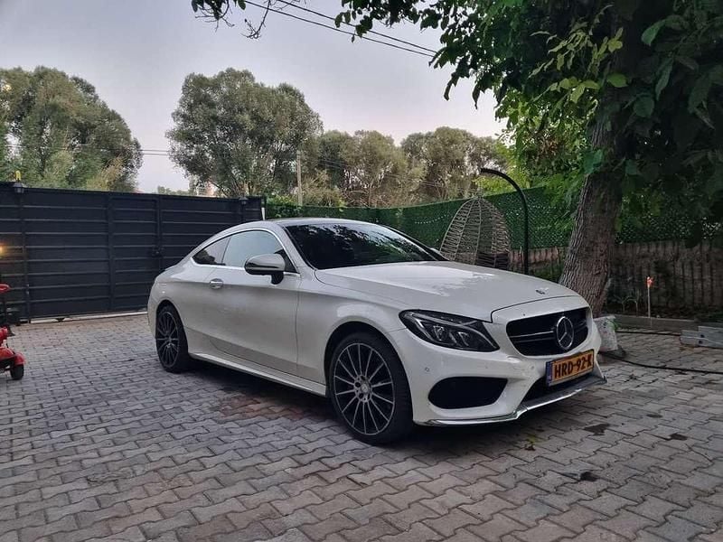Wit Gebruikt 2016 Mercedes C300 Coupé | € 24.950 (Super prijs) - Afbeelding 1/4