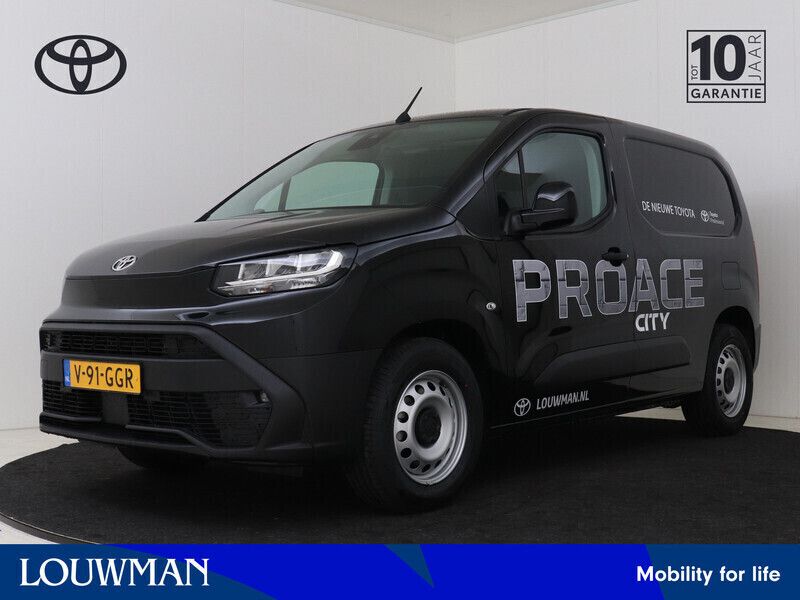 Zwart Gebruikt 2024 Toyota Proace City Van | € 27.999 (Eerlijke prijs) - Afbeelding 1/3