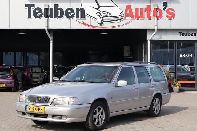 Grijs Gebruikt 2000 Volvo V70 Stationwagen | € 1.985 (Goede deal) - Afbeelding 1/4