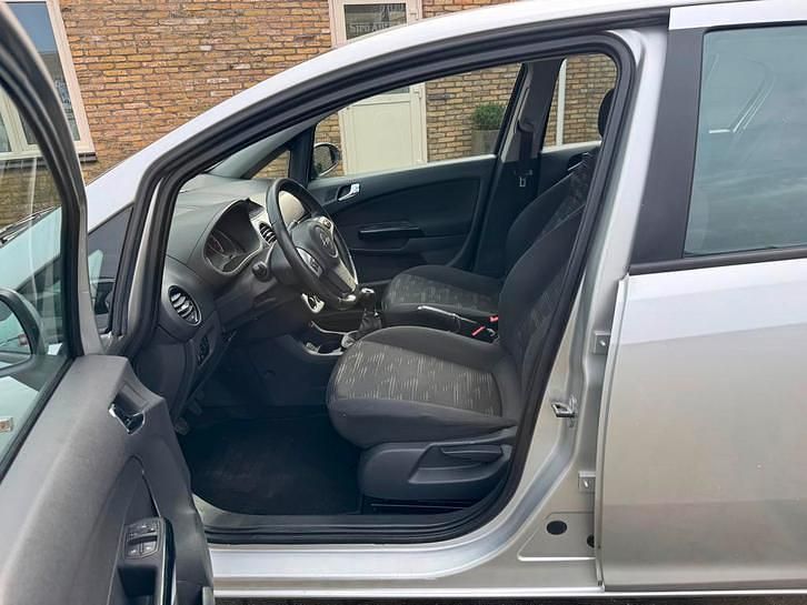 Occasion Opel Corsa Selection 86 PK (63 kW) 2011 Grijs Hatchback
