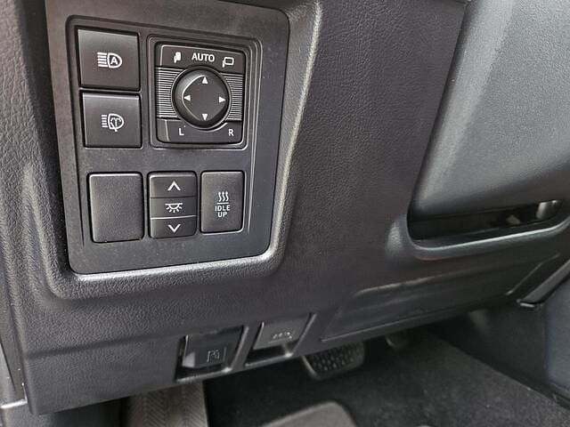 Zwart Gebruikt 2019 Toyota Land Cruiser SUV | € 38.900 (Goede deal) - Afbeelding 1/2