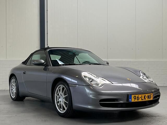 Grijs Gebruikt 2003 Porsche 911 Carrera 4 Cabriolet Cabriolet | € 39.950 - Afbeelding 1/4