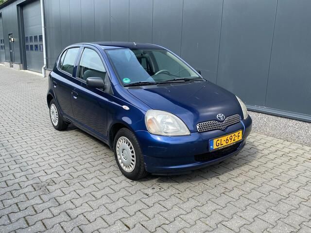Occasion Toyota Yaris Luna 68 PK (50 kW) 2001 Blauw, metallic lak Hatchback