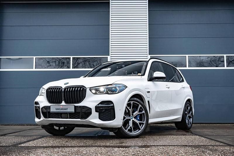 Wit Gebruikt 2022 BMW X5 Executive SUV | € 63.999 (Goede deal) - Afbeelding 1/4