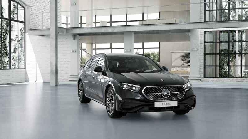 Zwart Nieuw 2025 Mercedes E300 Sport Edition Stationwagen | € 82.928 (Duur) - Afbeelding 1/4