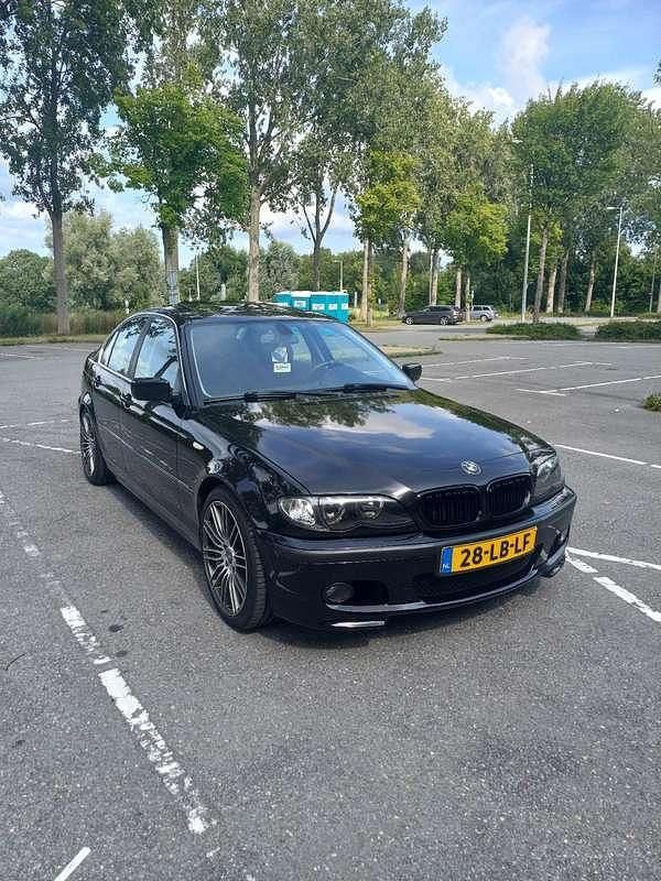 Occasion BMW 325 Executive 192 PK (141 kW) 2002 Zwart Sedan