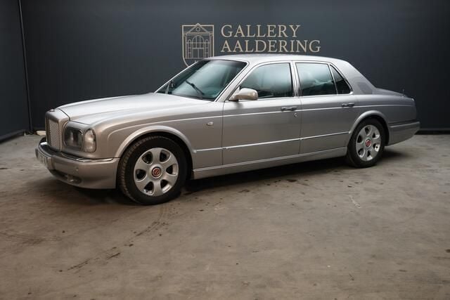 Zilver Gebruikt 2004 Bentley Arnage Sedan | € 21.500 - Afbeelding 1/4