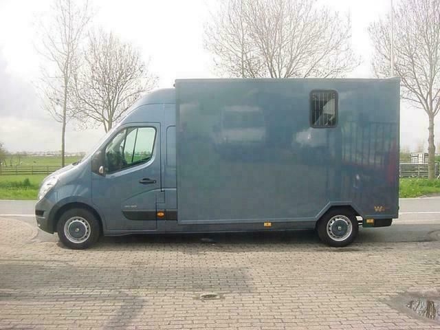Occasion Renault Master 146 PK (107 kW) 2011 Blauw Van