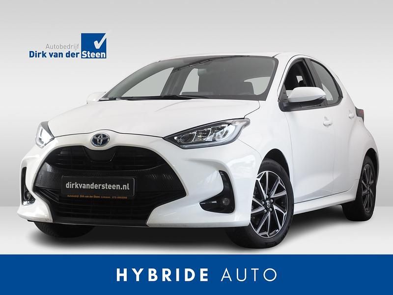 Wit Gebruikt 2024 Toyota Yaris Hybrid Hatchback | € 21.950 (Eerlijke prijs) - Afbeelding 1/4