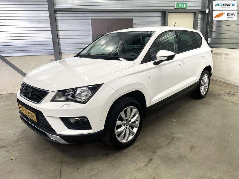 Wit Gebruikt 2017 Seat Ateca Reference SUV | € 14.450 (Eerlijke prijs) - Afbeelding 1/4