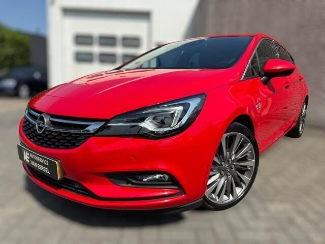 Rood Gebruikt 2016 Opel Astra Innovation Hatchback | € 11.950 (Eerlijke prijs) - Afbeelding 1/4