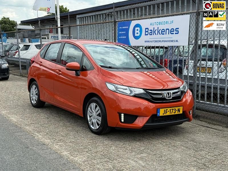 Oranje Gebruikt 2016 Honda Jazz Trend Hatchback | € 9.945 (Eerlijke prijs) - Afbeelding 1/4