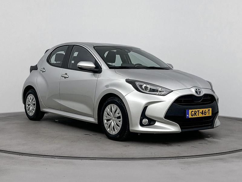 Occasion Toyota Yaris Hybrid Active 2024 Grijs Hatchback