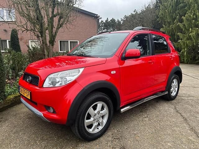 Occasion Daihatsu Terios 105 PK (77 kW) 2008 Rood SUV