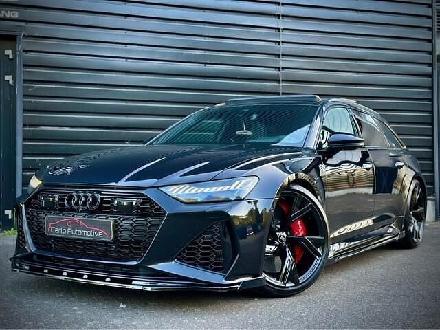 Zwart / sebringschwarz kristallmettalic Gebruikt 2020 Audi RS6 Black Edition Stationwagen | € 89.950 (Eerlijke prijs) - Afbeelding 1/4