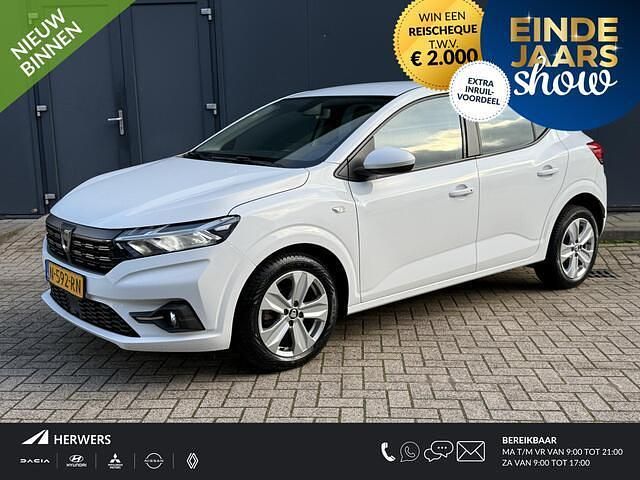 Wit Gebruikt 2021 Dacia Sandero Comfort Hatchback | € 15.485 (Eerlijke prijs) - Afbeelding 1/4