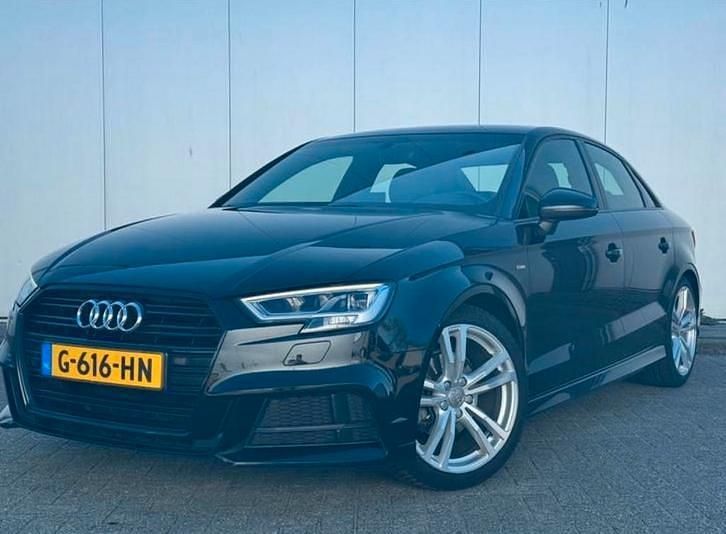 Occasion 2019 Audi A3 S-Line Sedan | € 13.490 (Super prijs) - Afbeelding 1/4