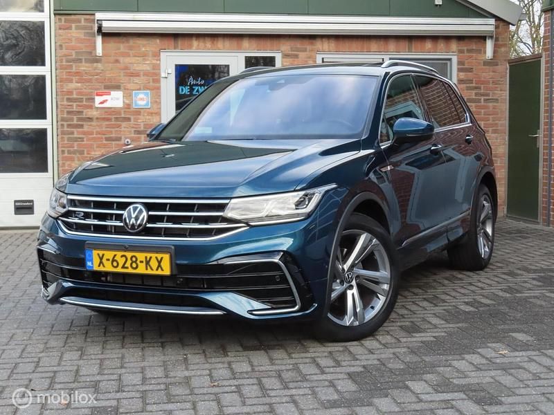 Blauw Occasion 2023 VW Tiguan Business SUV | € 39.950 (Goede deal) - Afbeelding 1/4