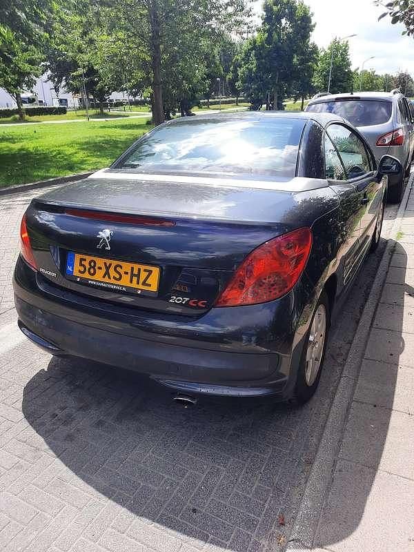 Zwart Gebruikt 2007 Peugeot 207 Cabriolet | € 1.750 (Eerlijke prijs) - Afbeelding 1/4