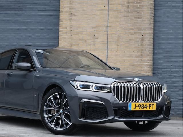 Occasion BMW 745e Executive 286 PK (210 kW) 2021 Grijs Sedan
