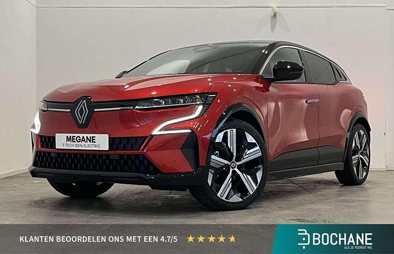 Rood Nieuw 2025 Renault Mégane Iconic Hatchback | € 44.359 (Duur) - Afbeelding 1/4
