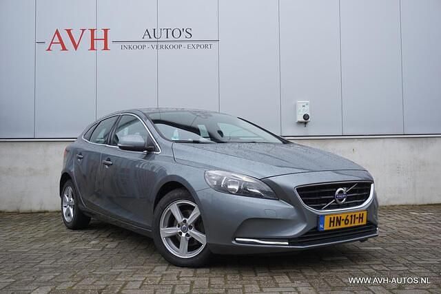 Occasion Volvo V40 Business Edition 120 PK (88 kW) 2015 Grijs Stationwagen