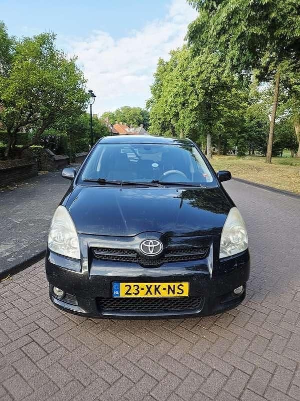Zwart Gebruikt 2007 Toyota Corolla Verso Luna MPV | € 4.300 (Iets duurder) - Afbeelding 1/4