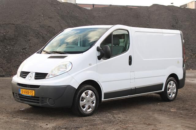 Wit Gebruikt 2011 Renault Trafic Van | € 3.999 (Eerlijke prijs) - Afbeelding 1/4