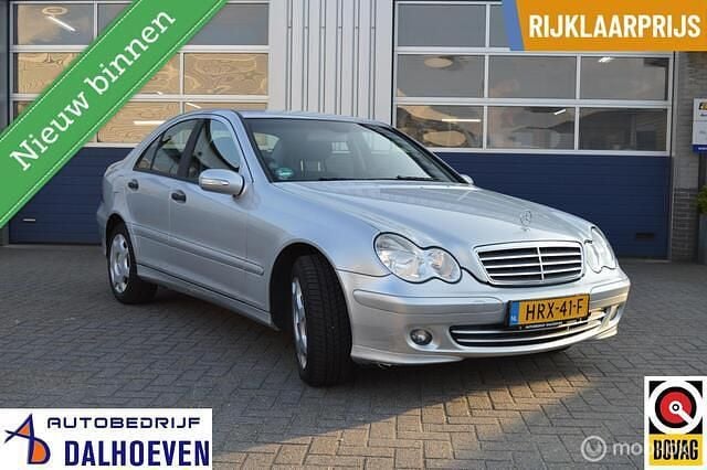 Grijs Gebruikt 2006 Mercedes C180 Elegance Sedan | € 2.950 (Goede deal) - Afbeelding 1/4