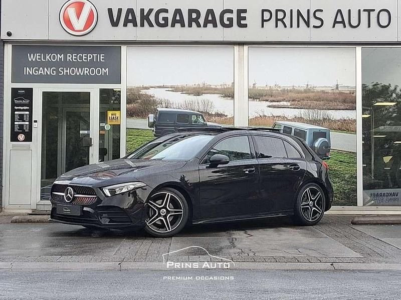 Zwart Gebruikt 2019 Mercedes A180 Business Hatchback | € 20.900 (Eerlijke prijs) - Afbeelding 1/4