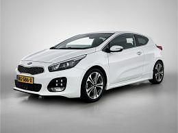 Wit Occasion 2017 Kia ProCeed GT-Line Hatchback | € 12.445 (Eerlijke prijs) - Afbeelding 1/4
