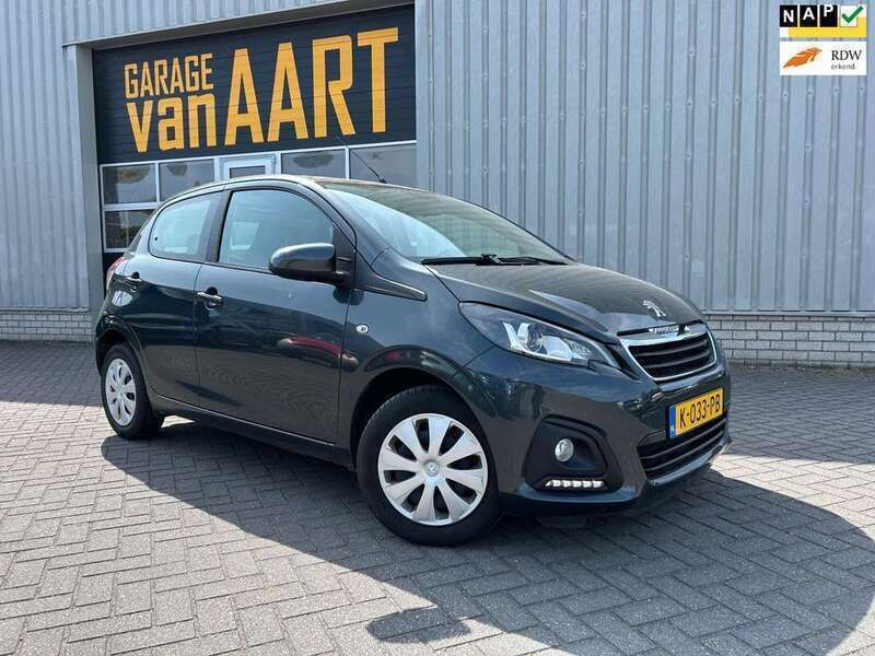 Grijs Gebruikt 2021 Peugeot 108 Active Hatchback | € 9.450 (Eerlijke prijs) - Afbeelding 1/4